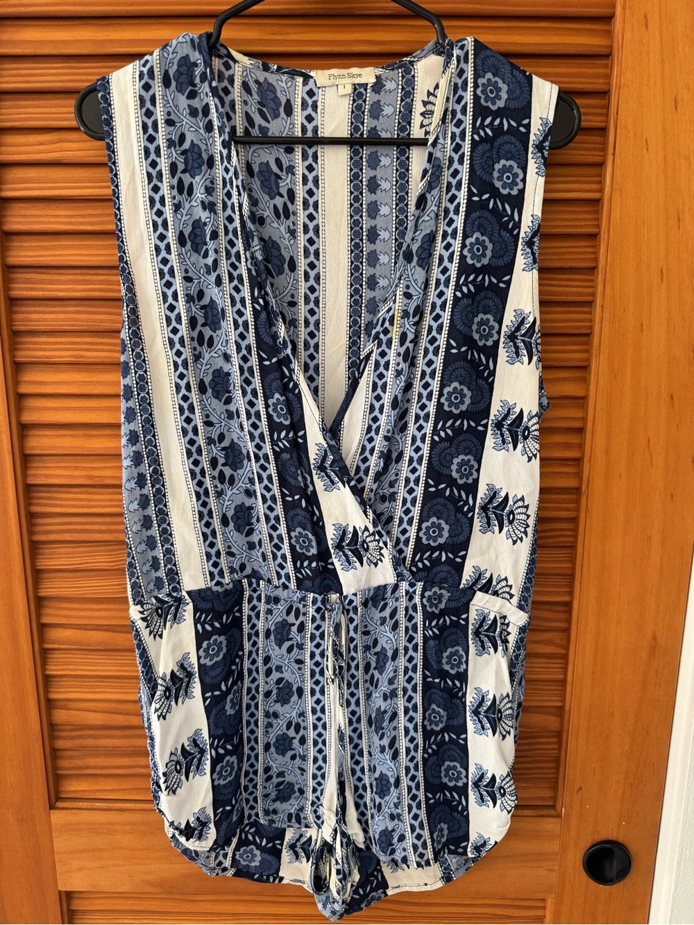 FLYNN SKYE Printed Sleeveless Romper